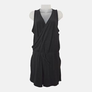 Old Navy Active V-Neck Shorts Romper is Dark Charcoal Size L